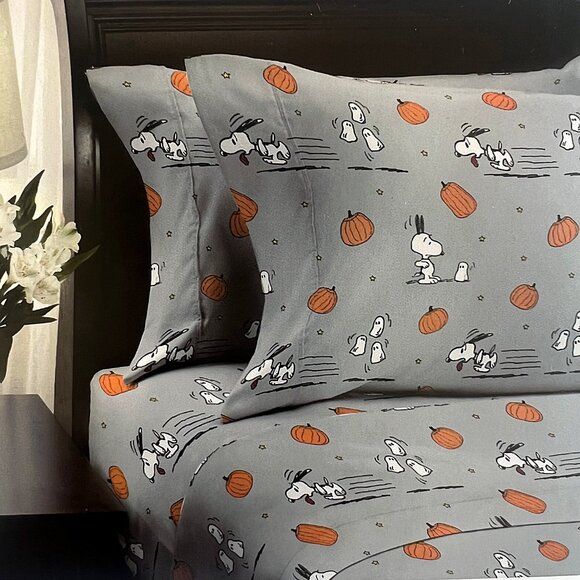 Peanuts Other - Peanuts Snoopy Halloween Twin Sheet Set Gray Ghost Pumpkin Spooky Fun Bedding